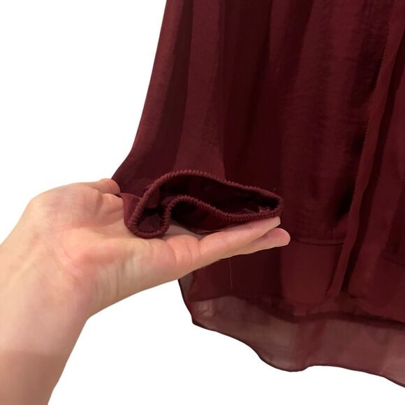 3 for $30! Simply Vera Wang maroon blouse - Picture 8 of 10
